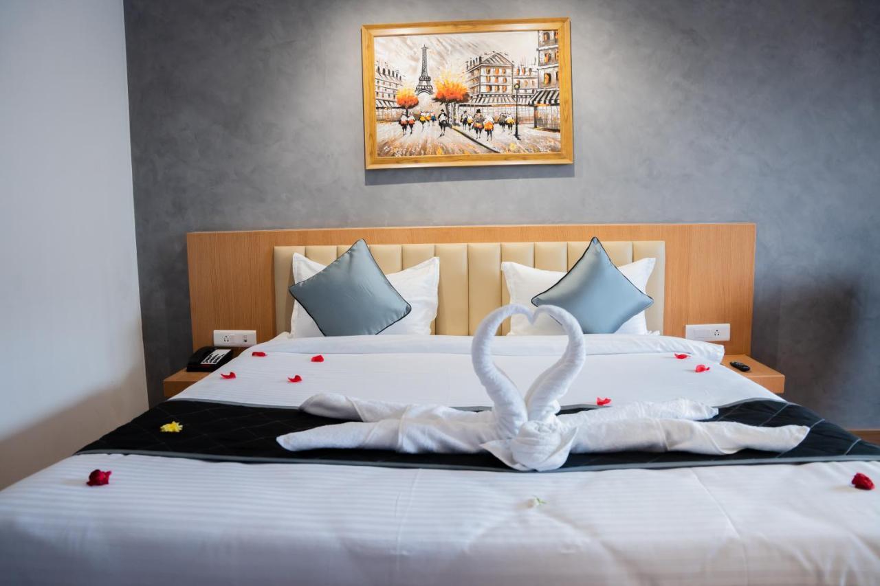 Hotel Tulips Grand Hajdarabad Zewnętrze zdjęcie