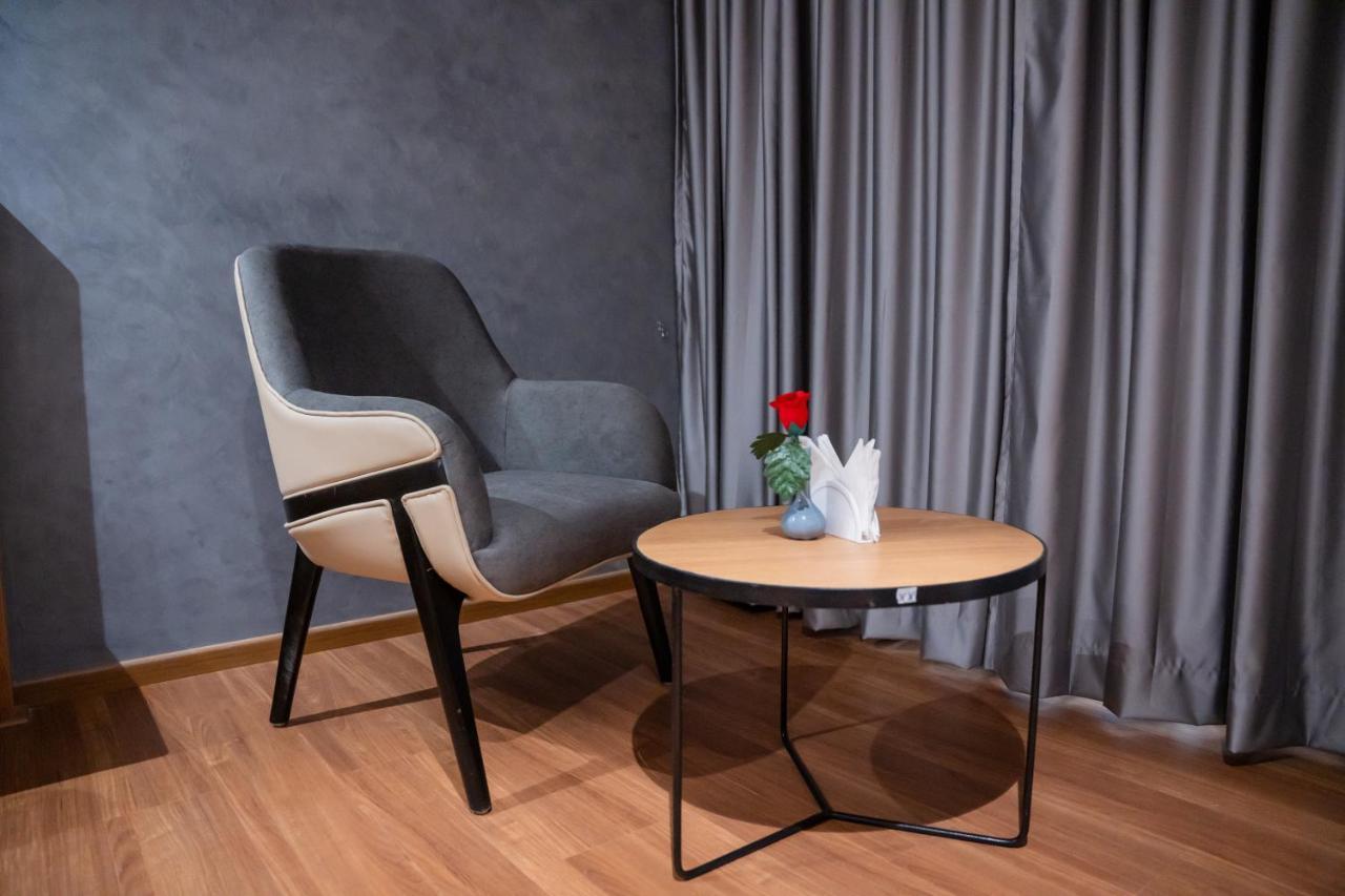 Hotel Tulips Grand Hajdarabad Zewnętrze zdjęcie
