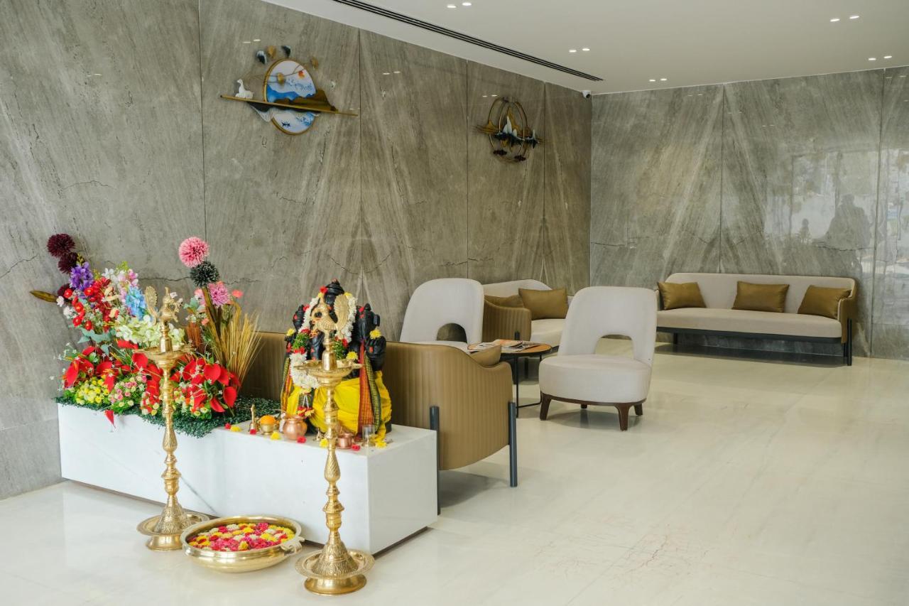 Hotel Tulips Grand Hajdarabad Zewnętrze zdjęcie