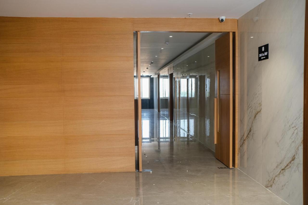 Hotel Tulips Grand Hajdarabad Zewnętrze zdjęcie